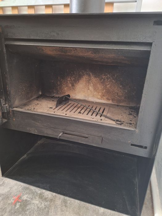 Salamadra a Lenha em Ferro