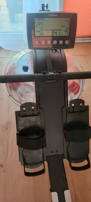 Wioślarz wodny, hammer water