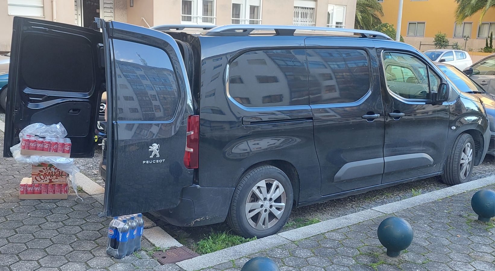 Fretes, mudanças e serviços gerais Porto, Gaia e arredores.