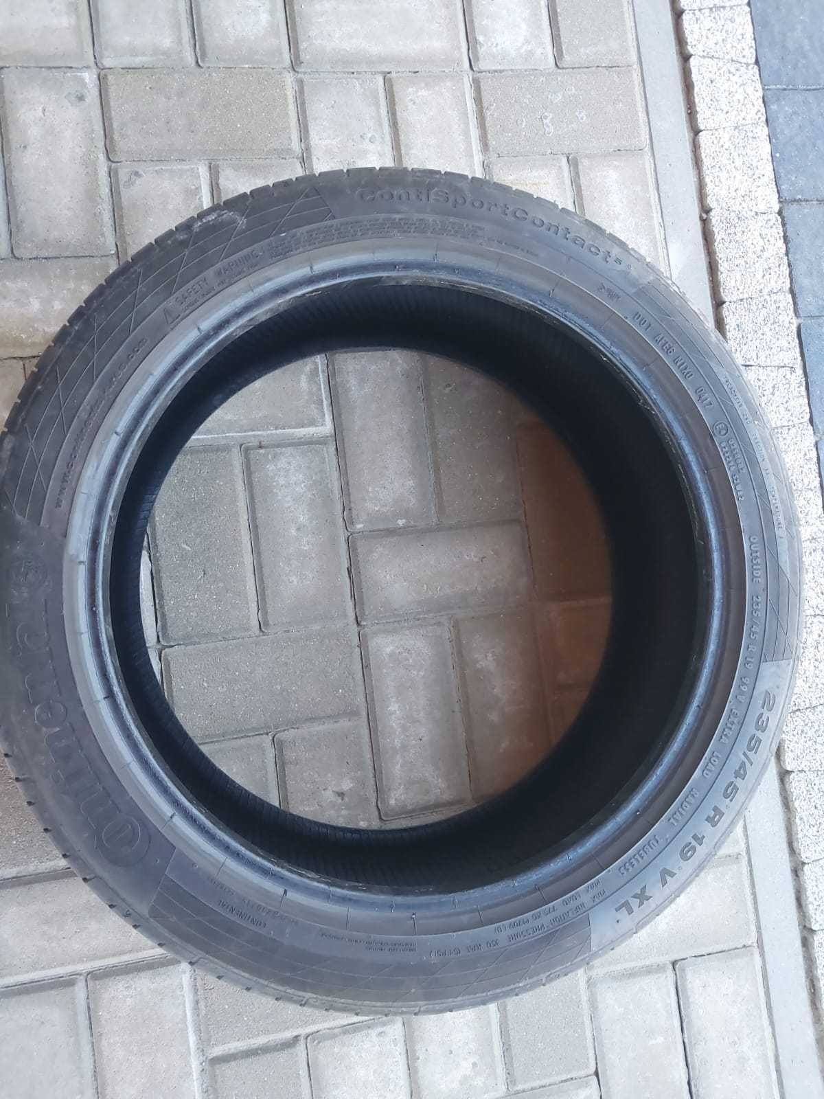 Opony Continental 235/45 R19