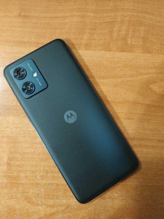 продам смартфон Моторола G54 12/256