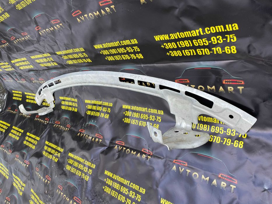 Підсилювач переднього бампера нижній Tesla Y 1505433-00-A усилитель