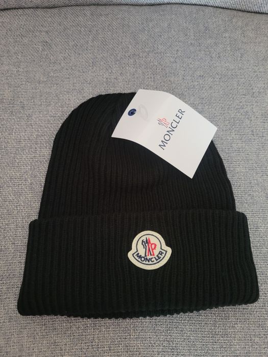 Czapka Moncler nowa!