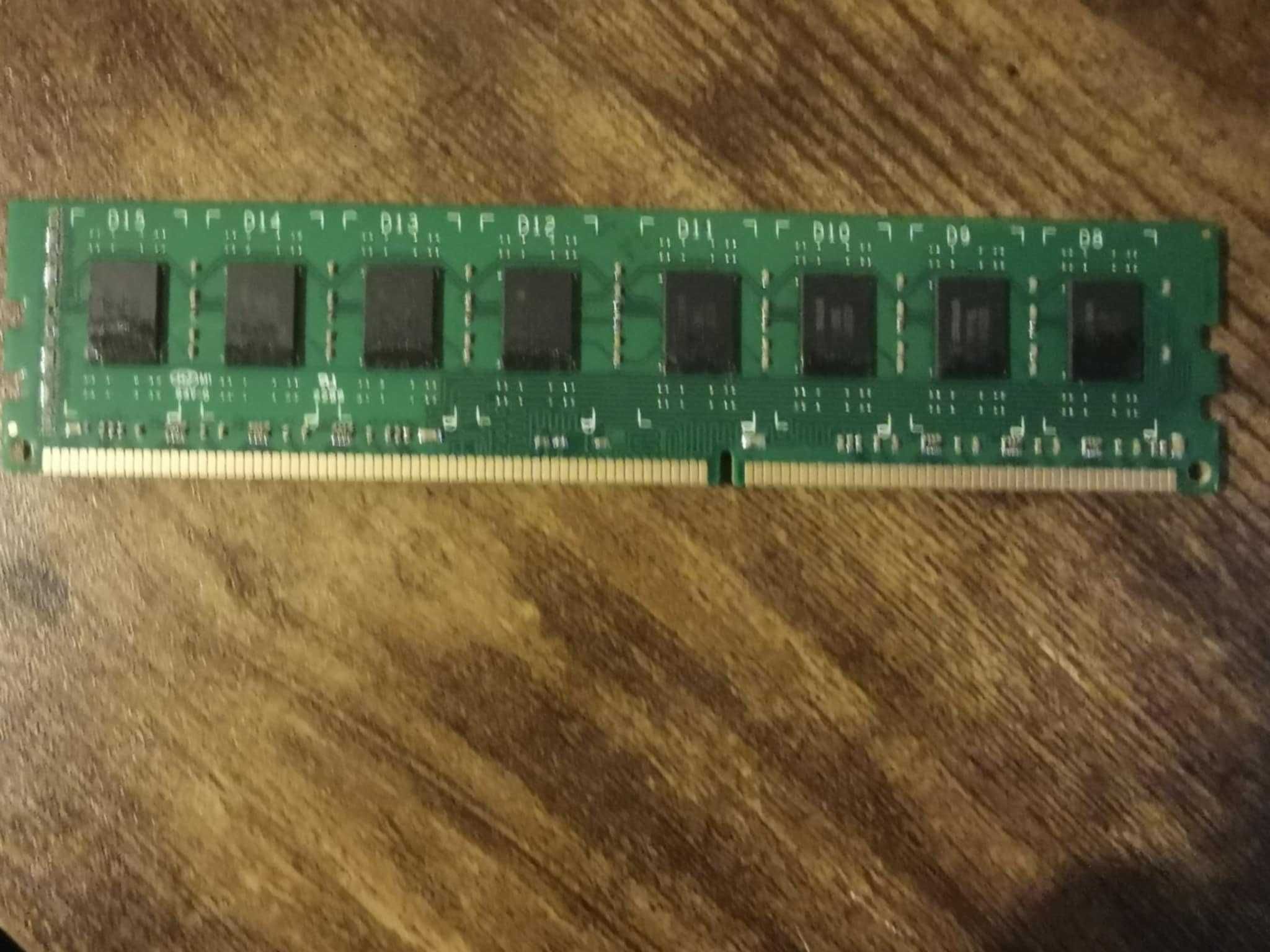 Corsair Vengeance DDR3 8GB 1600MHz CL10 – sprawna, bez radiatora