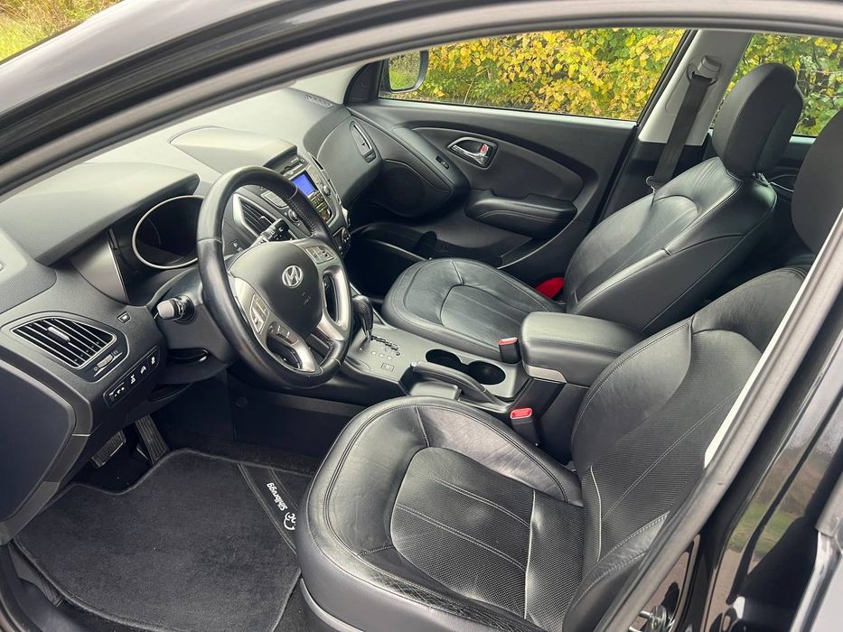 HYUNDAI IX35 2  л Диз Ідеальний стан.