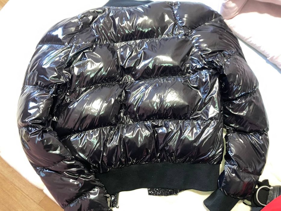 Продам укороченную курточку