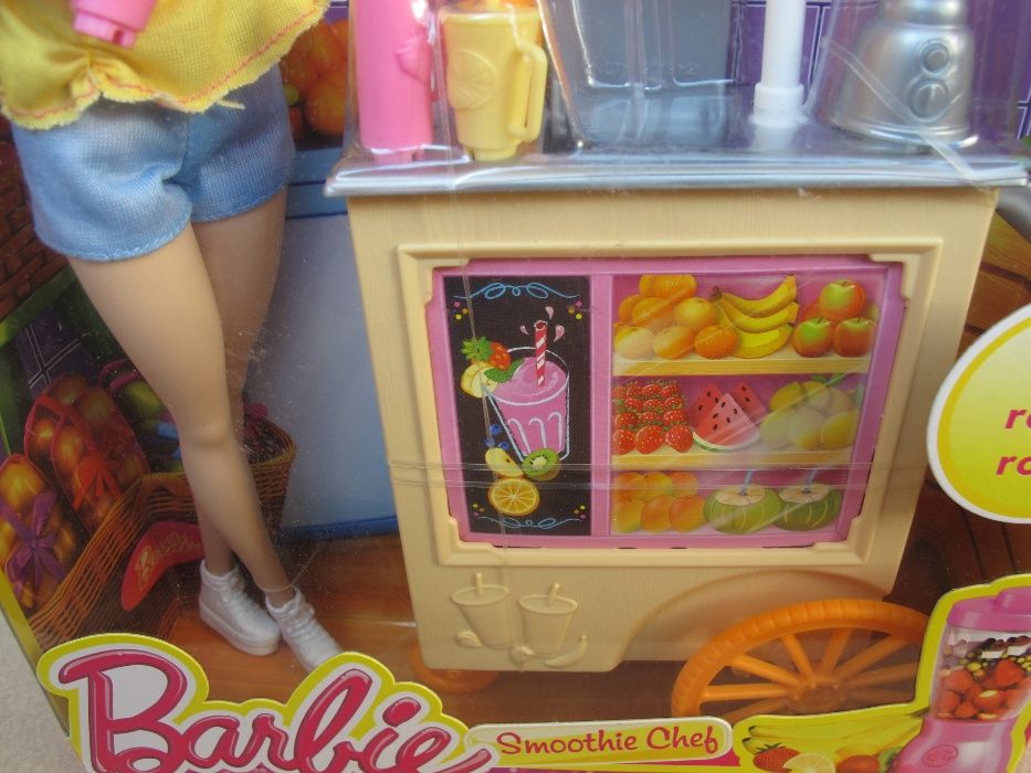 Барби профессии Продавец смузи Barbie Careers Smoothie Chef Playset