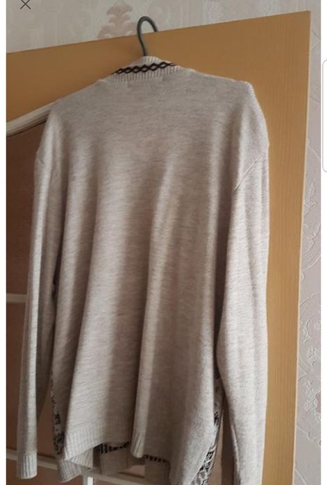 Тепла подвійна кофта.