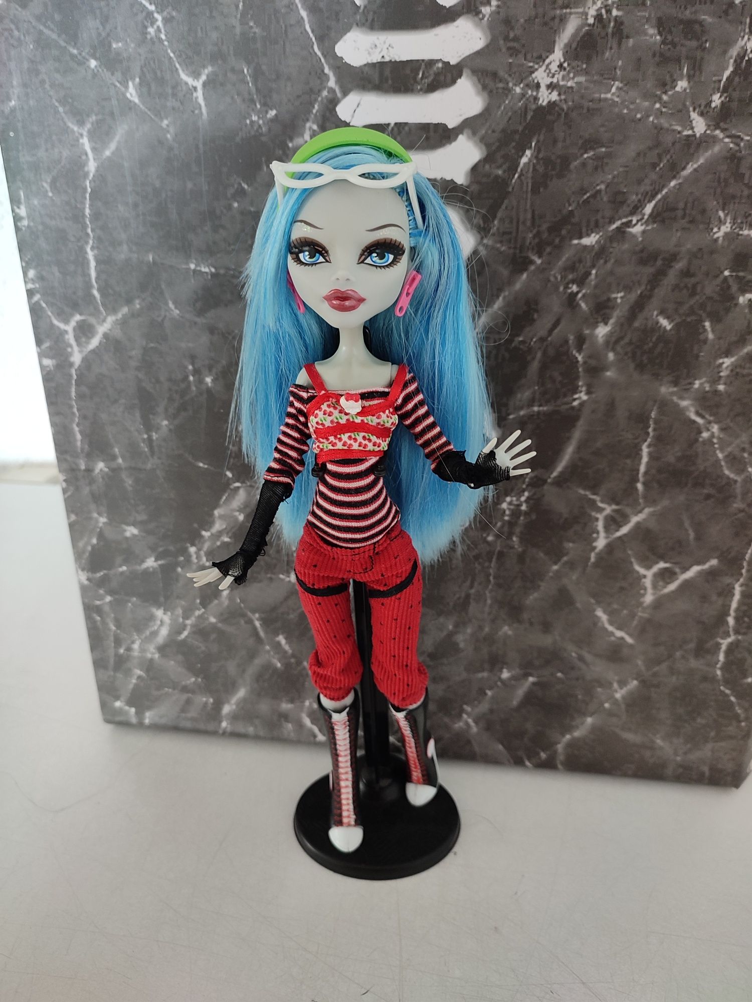 Ghoulia Yelps basic Monster High