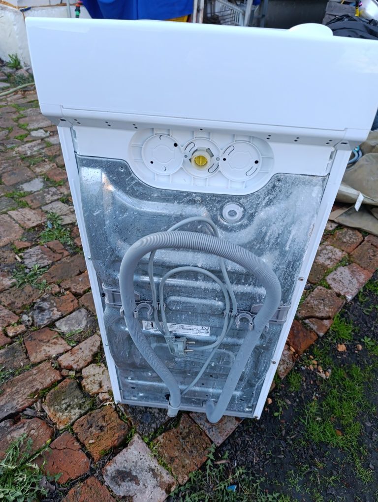 Стиральная машинка автомат вертикальная загрузка Electrolux EW6T5061U