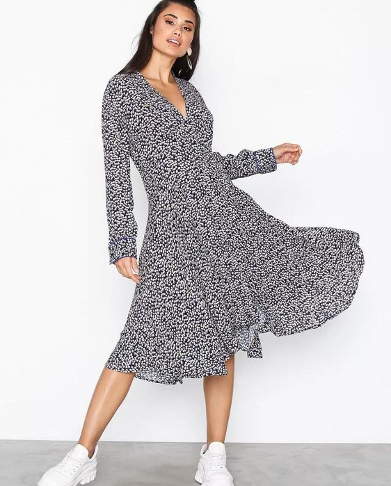 Сукня Norr з довгими рукавами в квіточку