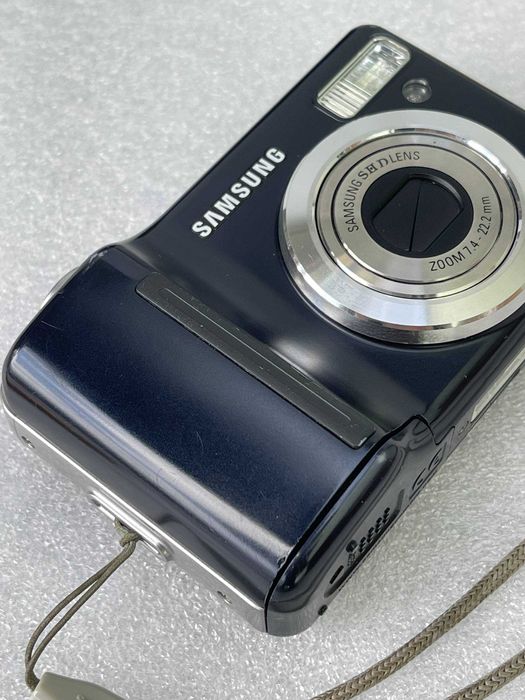 фотокамера Samsung S830.