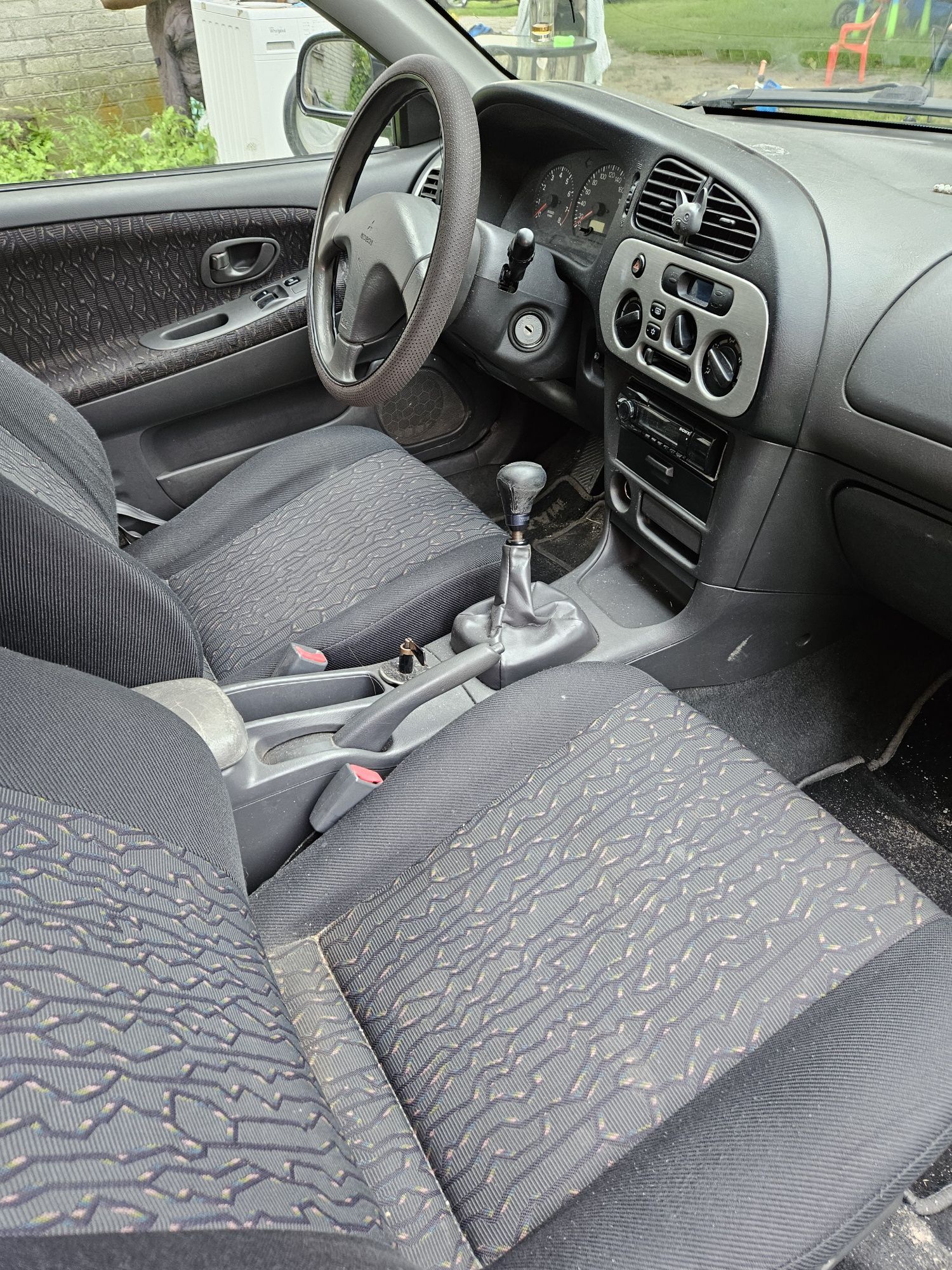 Auto Mitsubishi Colt
