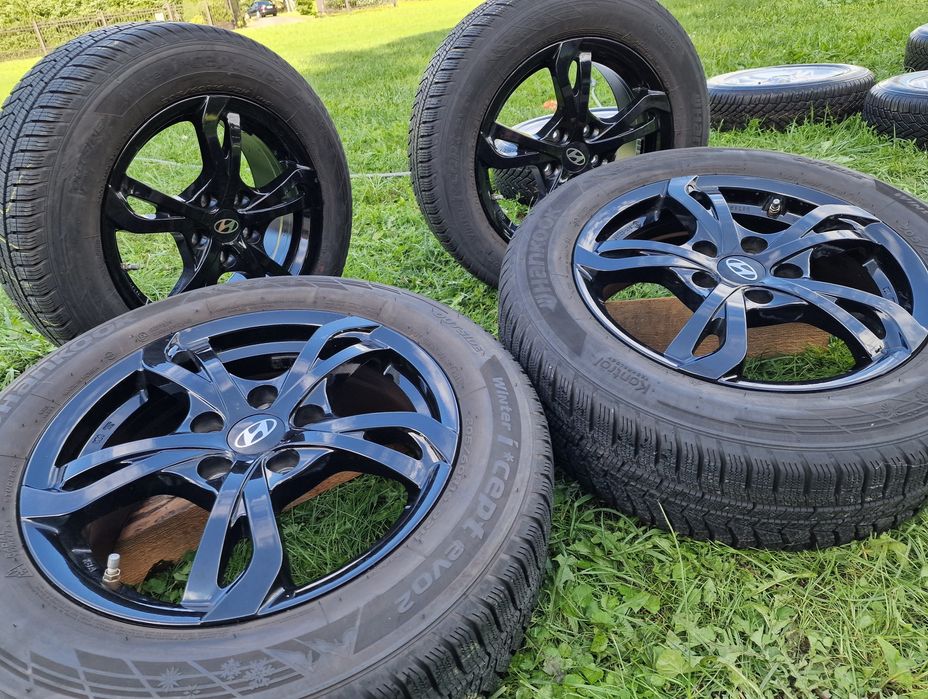 Felgi/koła Oryginalne Hyundai 5x114.3 R16 z oponami zimowymi