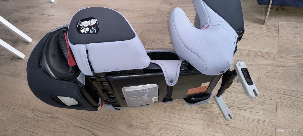 Kiddy CruiserFix 3 fotelik samochodowy, ISOFIX, stan idealny