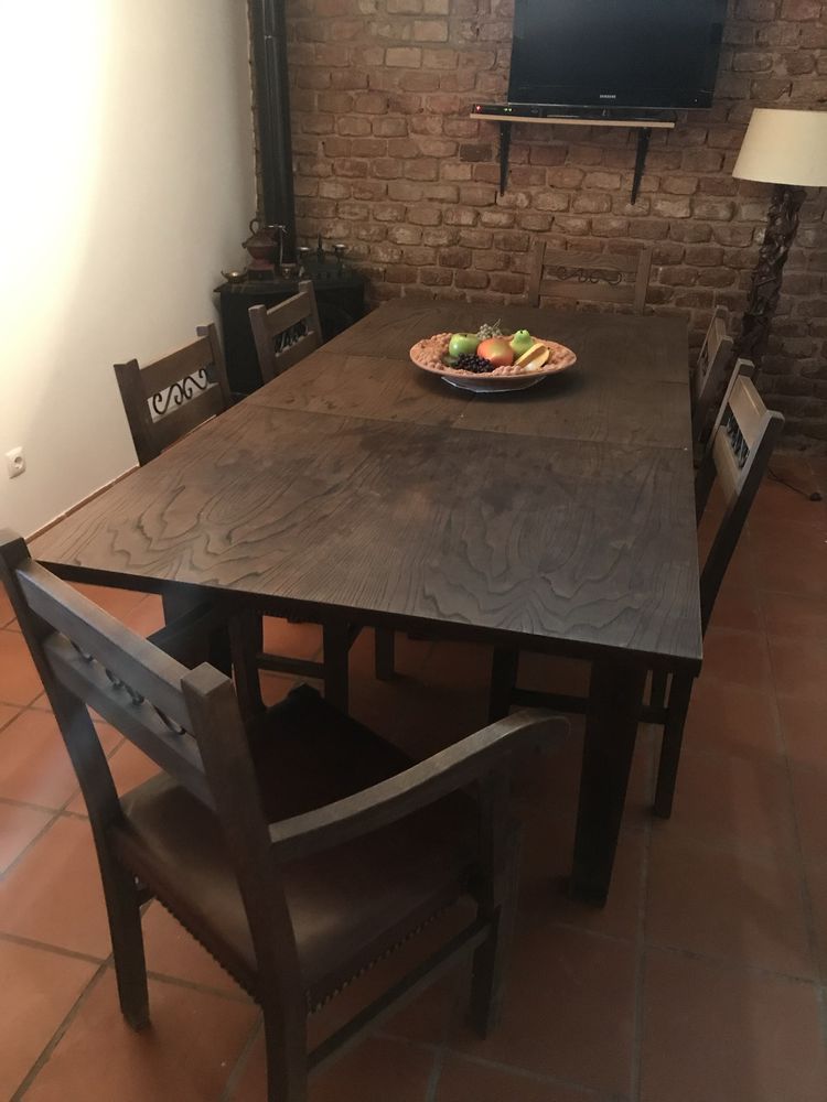 Mesa extensível de madeira maciça