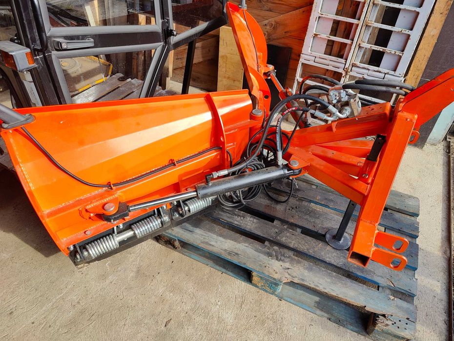 Pług Metal-Technik strzałkowy 1,8m NOWY