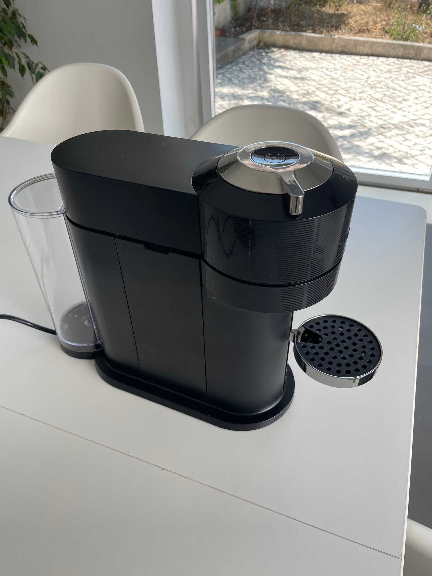 Máquinas Café Nespresso Vertuo Next D e Plus