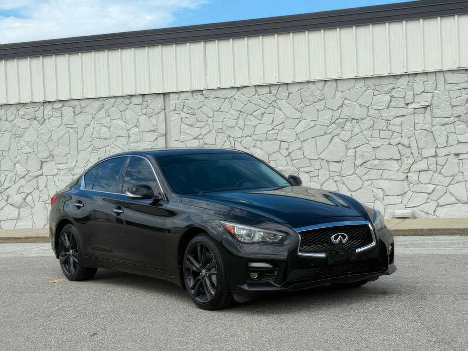 Infiniti Q50      2016