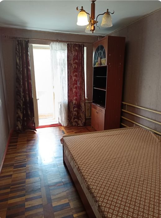 Сдам 3 комнатную квартиру Хортицкой район