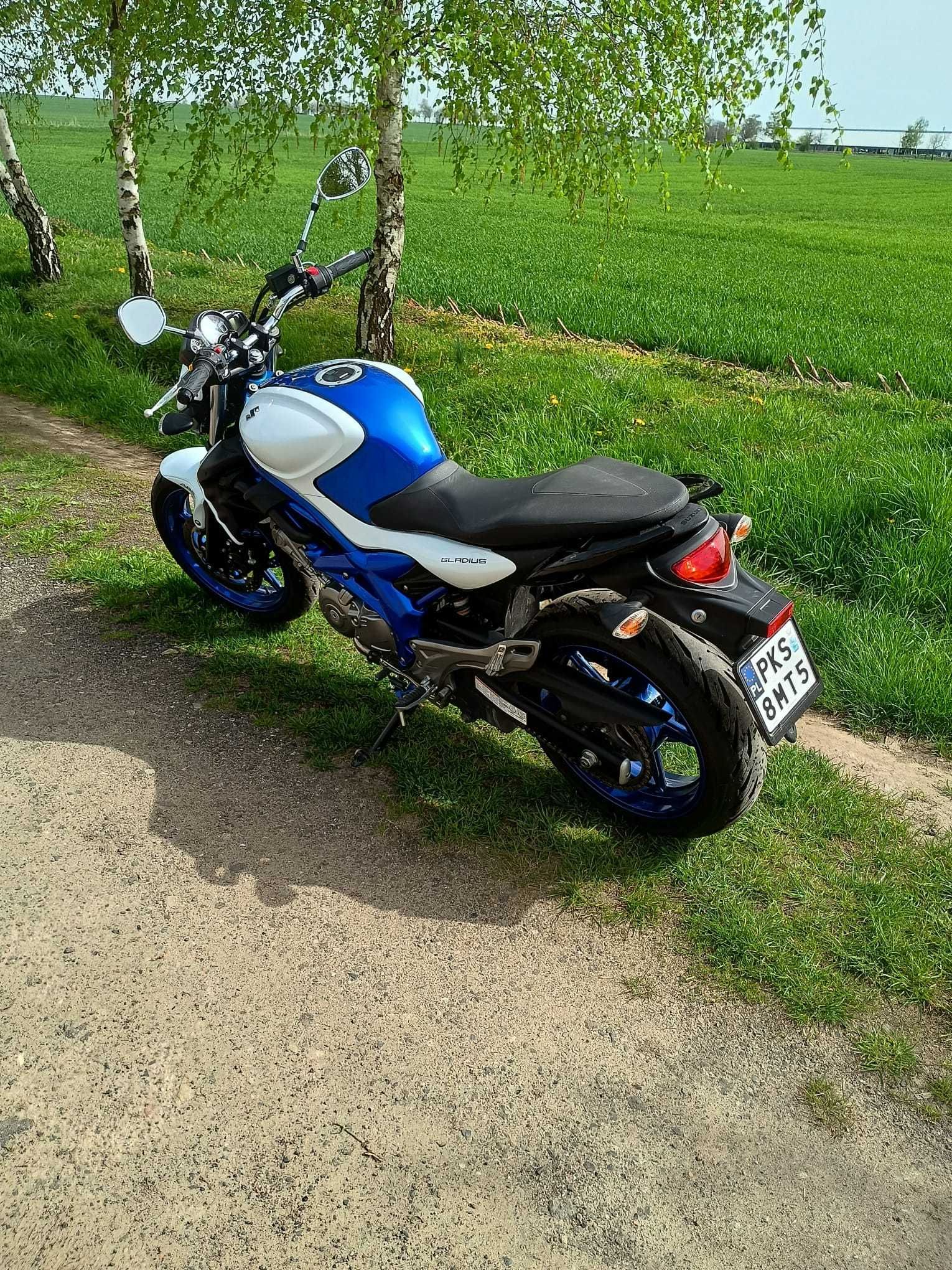 Motocykl suzuki gladius