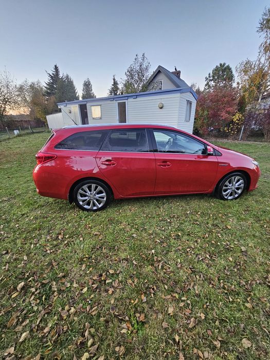Toyota auris full opcja salonu polska
