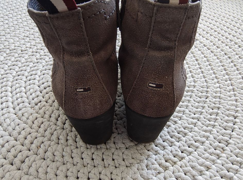 Botki Tommy Hilfiger r. 37
