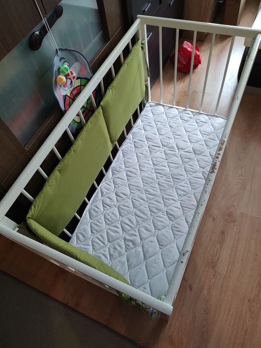 Łóżko dziecięce 114x55 wys 80 drewniane