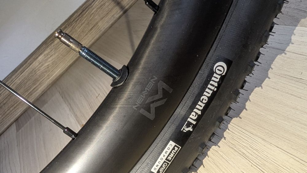 Newmen Advanced G.34 Wheelset - 28" | Carbon Micro Spline