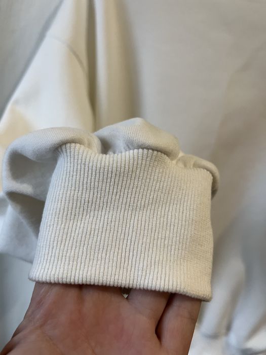 Продам свитшот состояние 10/10