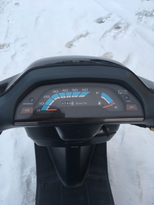 Honda Діо мопед.