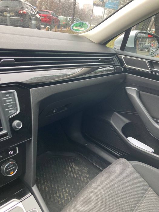 Накладка салон Volkswagen B8 2015-2019