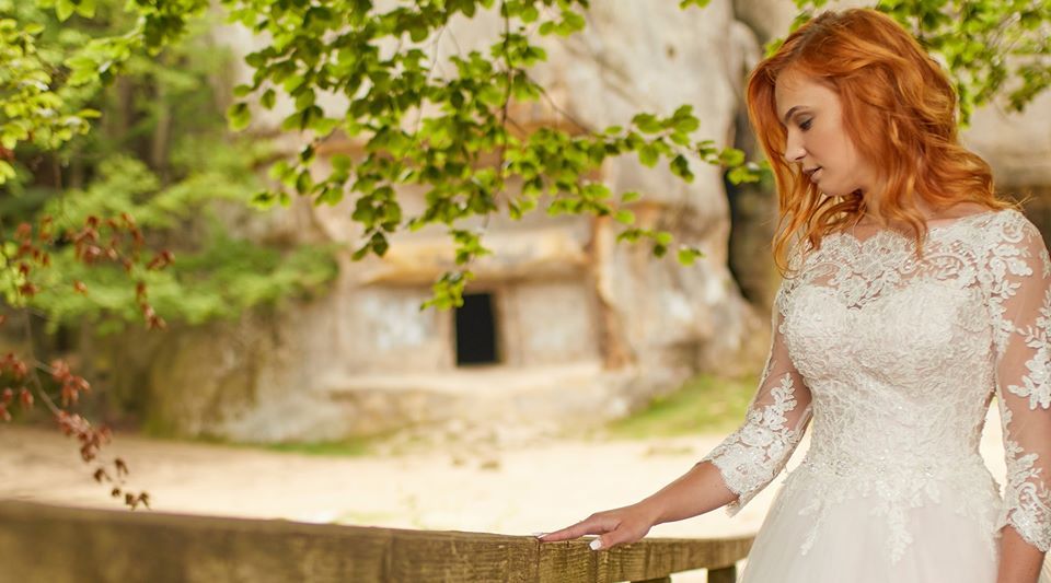 Плаття весільне пудрове