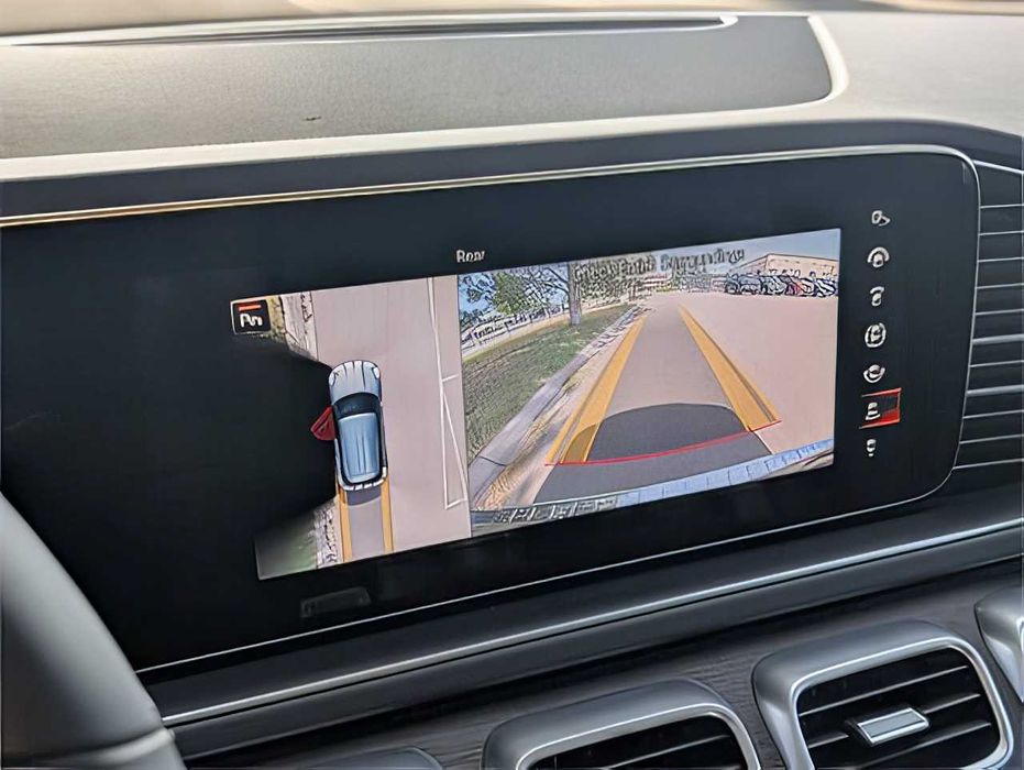 Mercedes-Benz GLE      2022