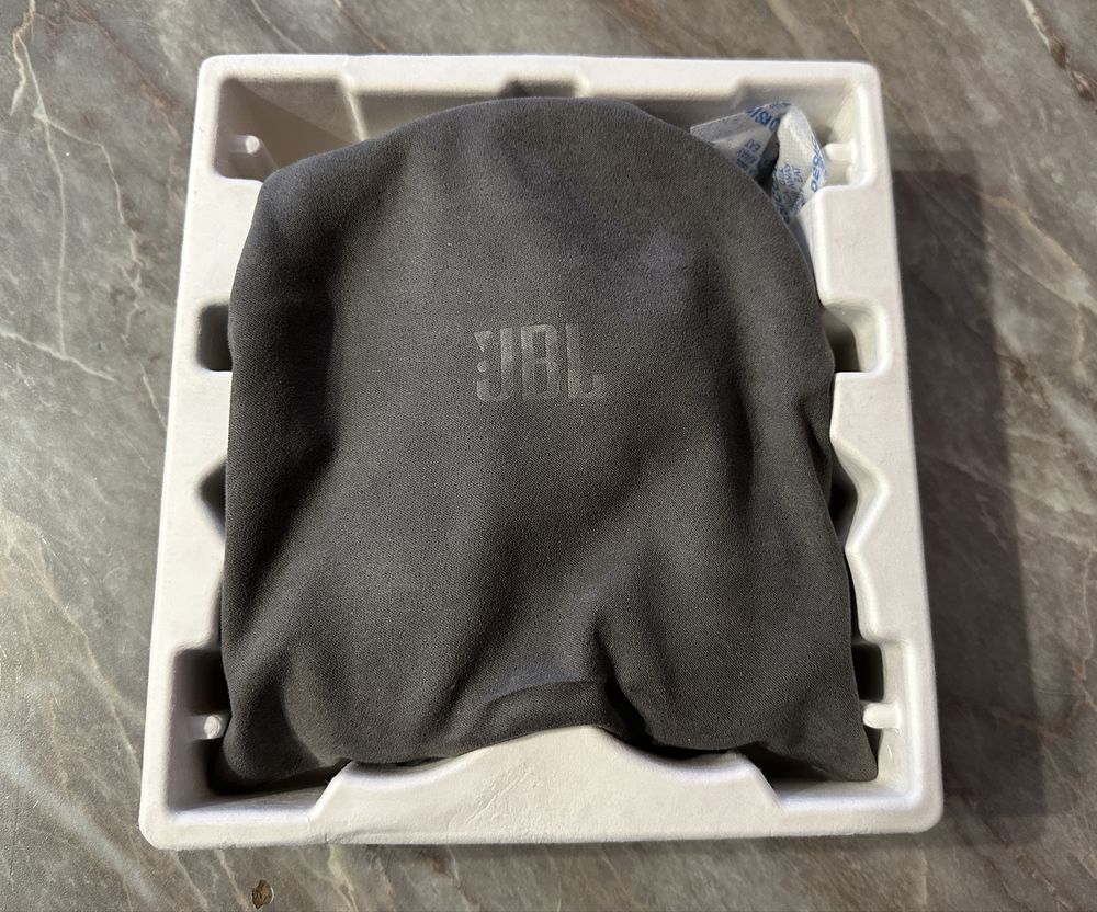 Безпровідні навушники JBL Live 675NC Black Оригінал (JBL Live 670 NC)