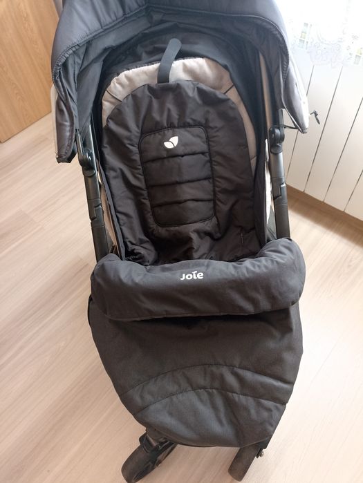 Wózek Joie Litetrax 4

+ Pokrowiec + śpiworek zimowy