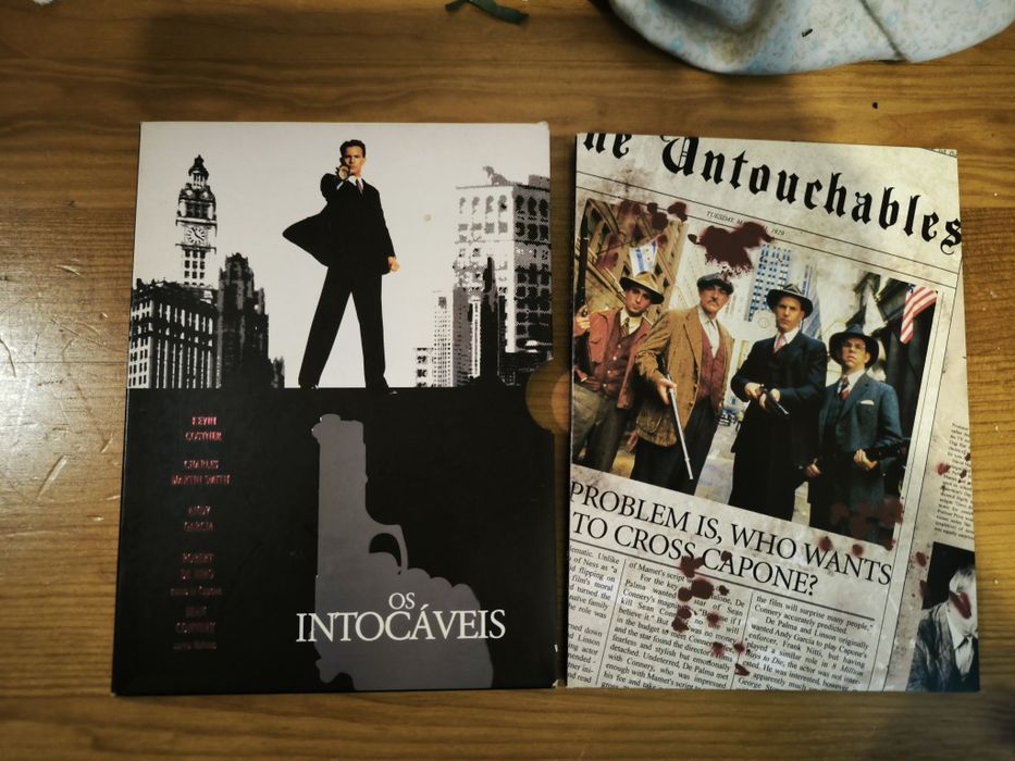 Vendo filme Os intocáveis