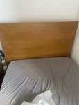 Cama  de solteiro  e estrado