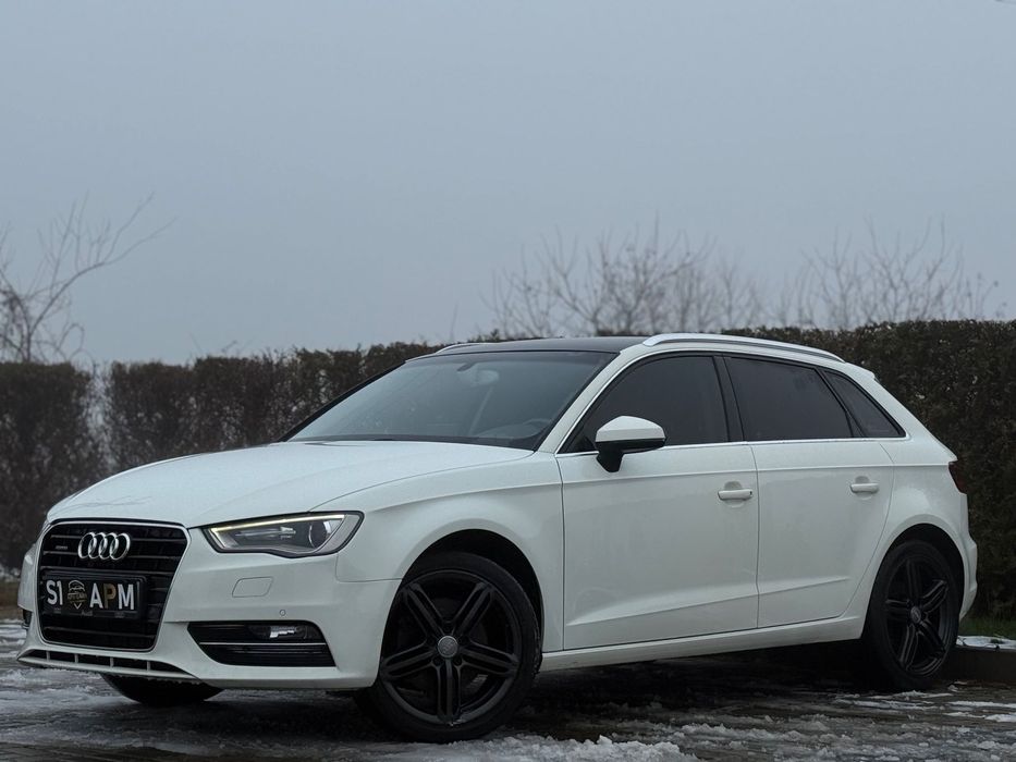 Audi A3 Sportback QUATTRO / Niski przebieg!/ AUTOMAT / Super stan! / Zarejestrowane w PL