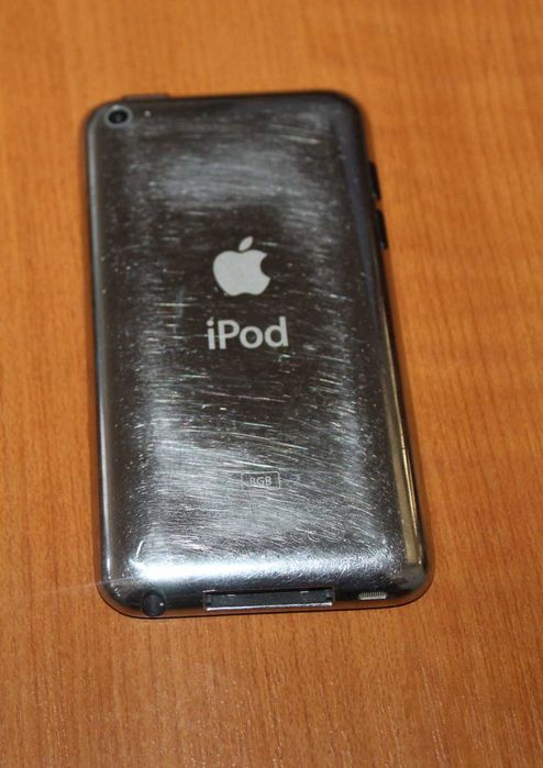 iPod Touch (4‑го покоління) 8гб