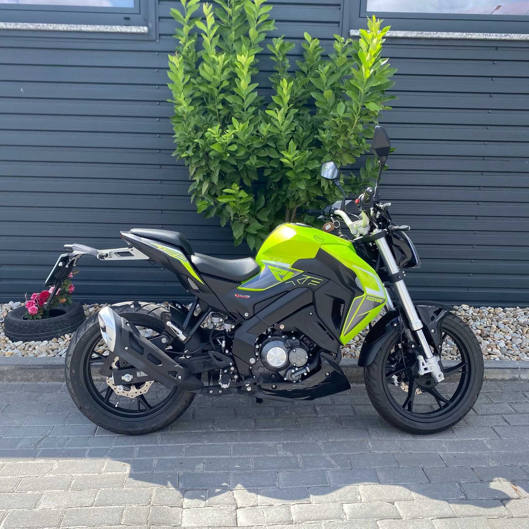 Keeway RKF 125 semi-nova