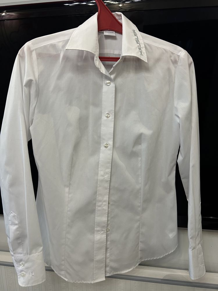 Рубашка белая блузка подойдет для школы на девочку размер S