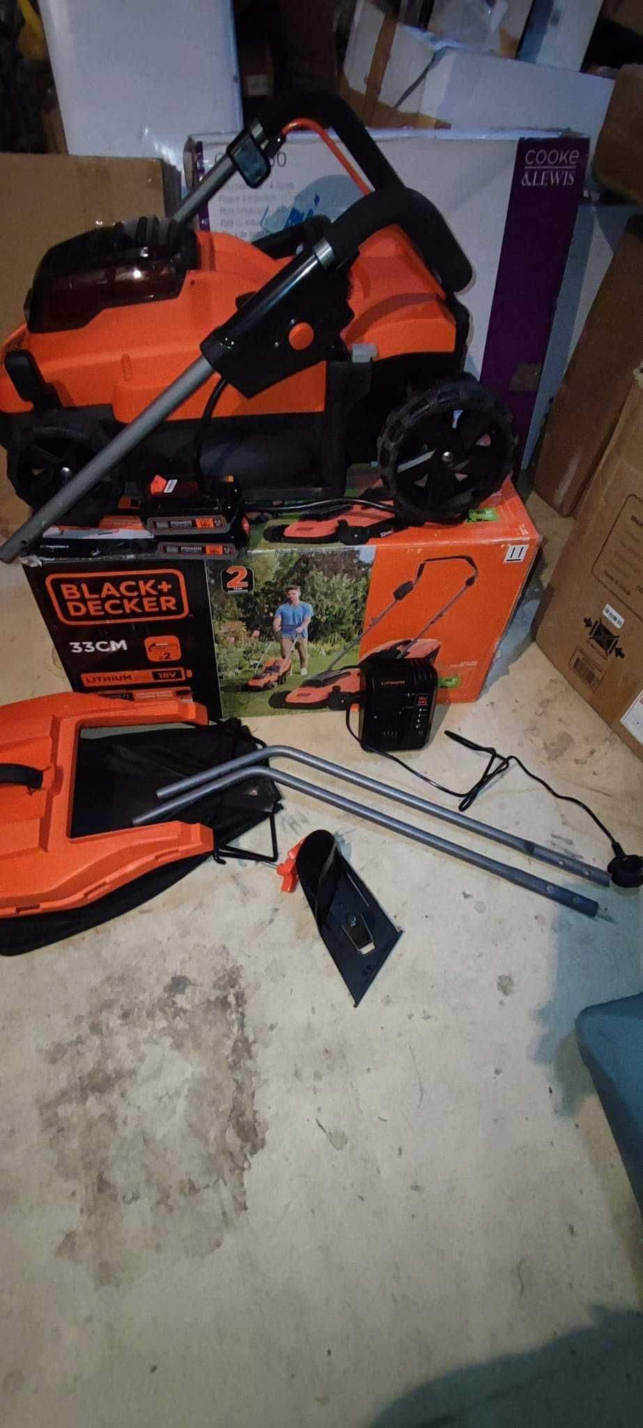 Kosiarka akumulatorowa Black&Decker 33 cm 2x18V 2x2ah