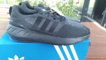 Buty Adidas Swift Run 22. 43/1/3 wkładka 27,5 cm