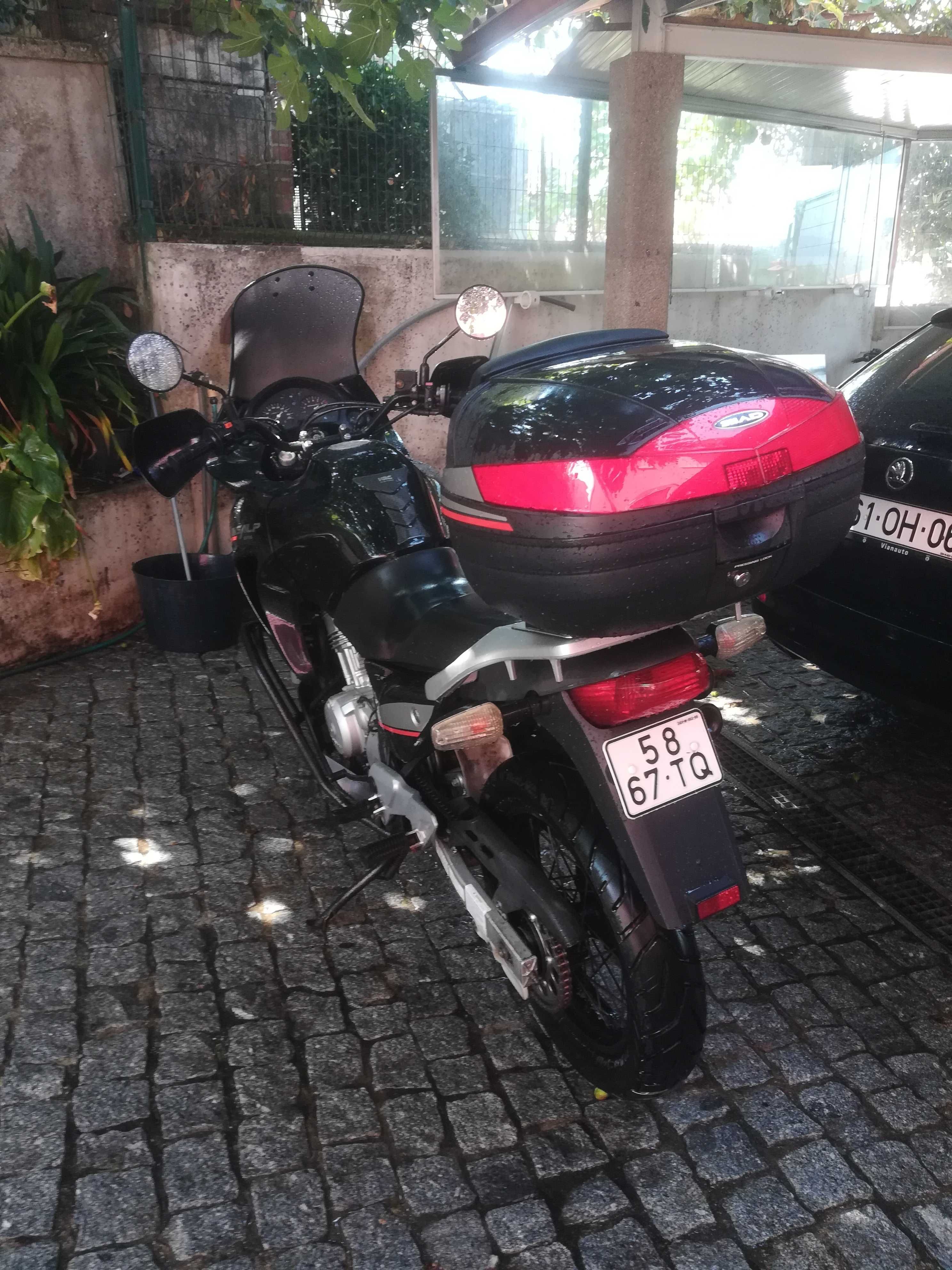 Honda Transalp XL 650 V