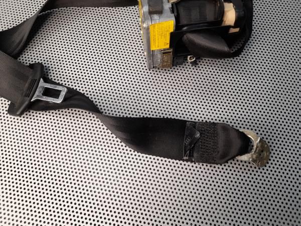 Cinto trás esquerdo AUDI Allroad (4BH, C5)