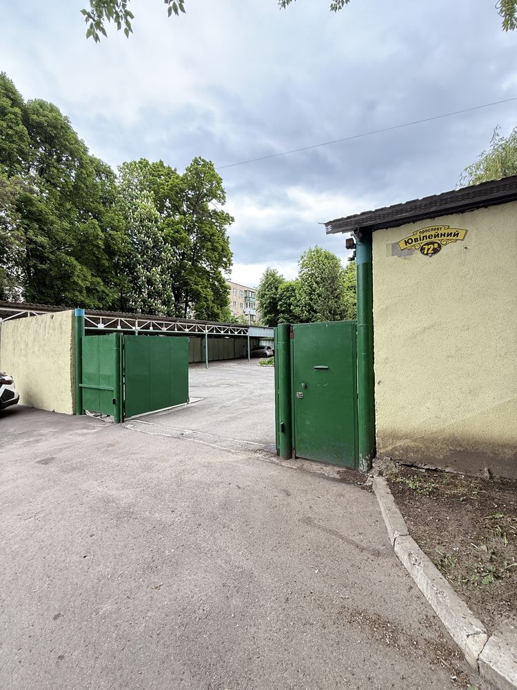 Продам 2-к квартиру, пр-т Юбилейный, 72 В,Салтовка, ТРЦ Украина
