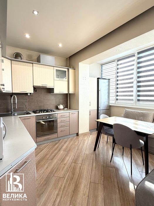 Продаж великої «євро трійки» 74м² газ ЖК Молодіжне містечко Крюківщина