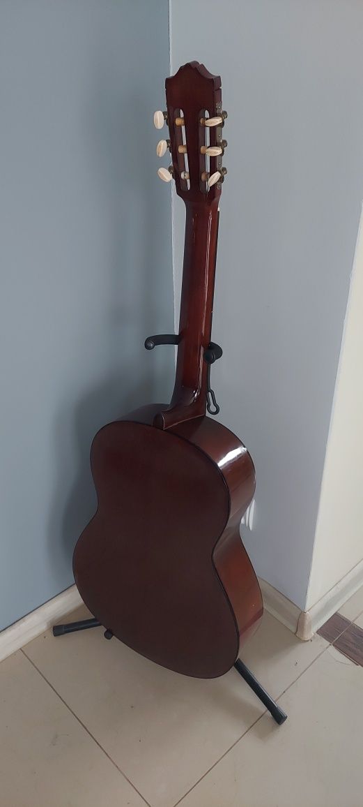 Gitara klasyczna koncertowy model Yamaha CG-100A