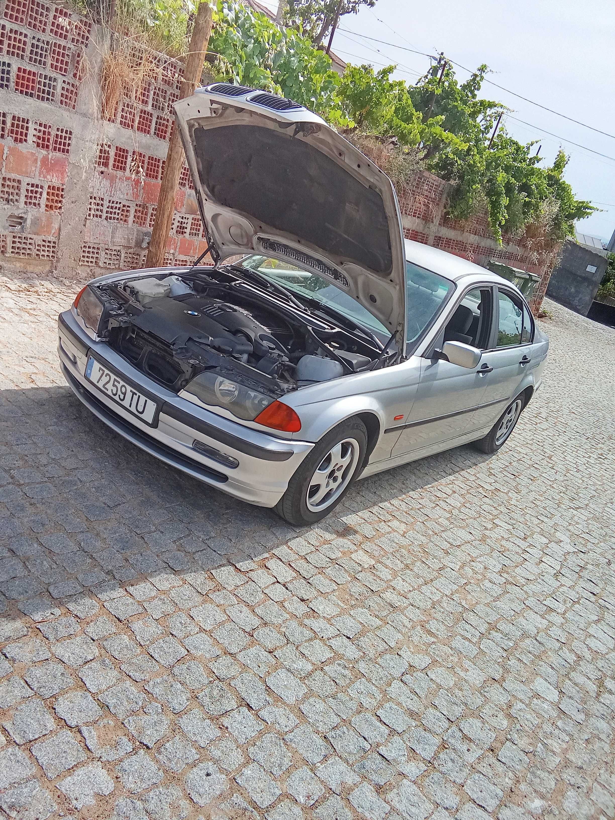 Vendo BMW 320d e46